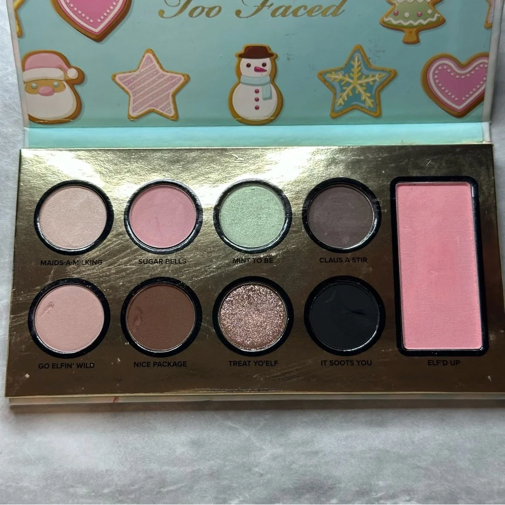 Too‎ Faced Christmas Bake Shoppe Sugar Cookie Palette